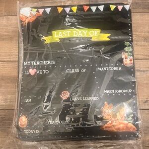 Kids Dinosaur 🦖 back to school and end of school board.